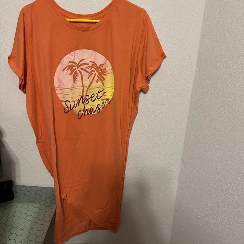 Adorable super soft 3X peach night shirt Sunset chaser